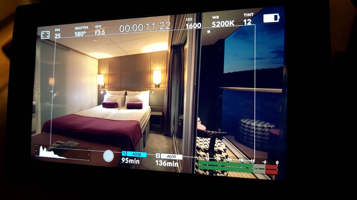 Avarelstudios's tweet photo. Immer unterwegs 🛳️
#wien #flussschiff #avarelstudios https://t.co/VsxpZdVUwI