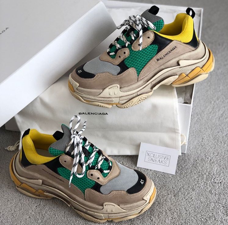 Xclusive Sneaks on Twitter: