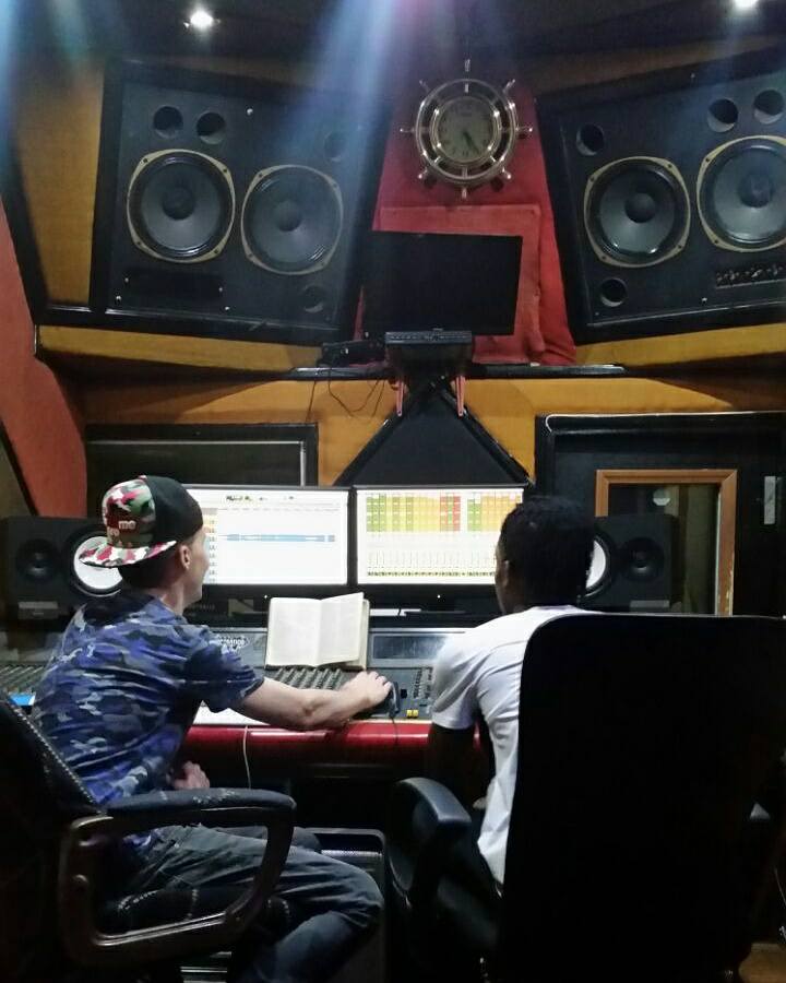 CGRecordinginc's tweet photo. Music vibe #ChristopherG #emudiorecords #BigShipstudio #Reggae #dancehall #latinos #Jamaica @emudiorecords https://t.co/n3VIzM7val