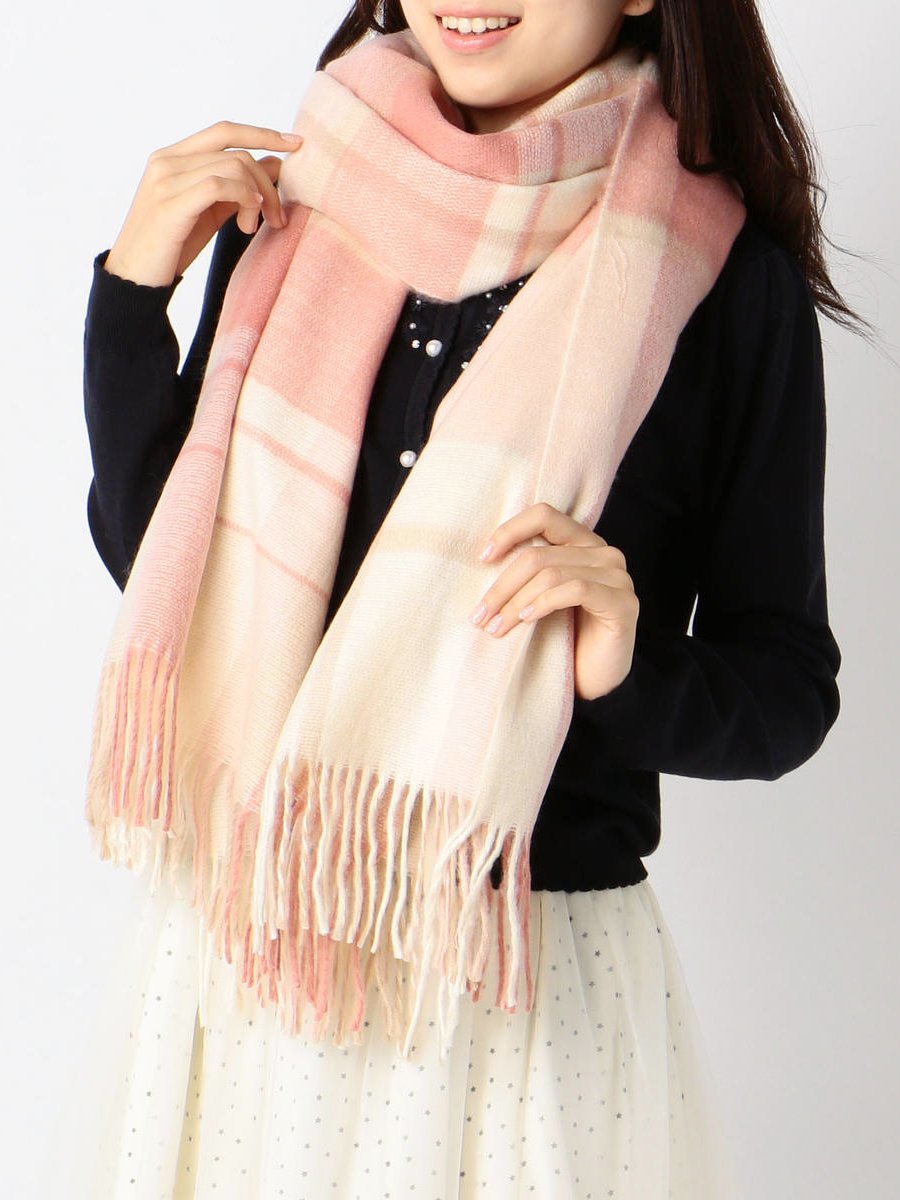 Lodispotto ロディスポット ラブタータンチェックストール T Co Ygwkirqp7c 秋冬のスタイリングにぴったりのタータンチェック柄ストール 防寒用アイテムとしてはもちろん コーディネートのポイント使いにも最適 肩にふんわり羽織ったり 首