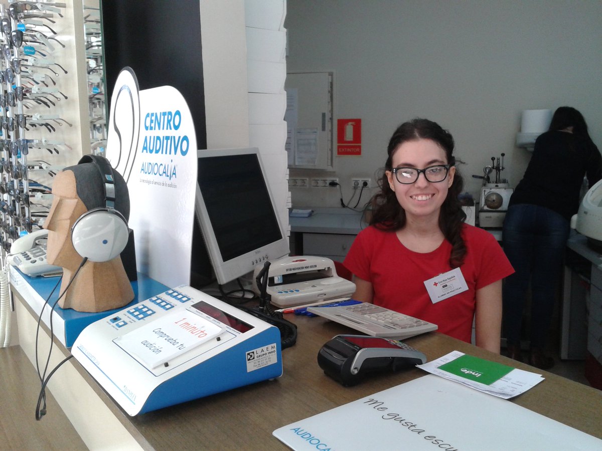 Continuamos el proyecto de Aprender Trabajando financiado x Bankia y desarrollado en la sede de Burriana. 
Ya se han iniciado las prácticas.