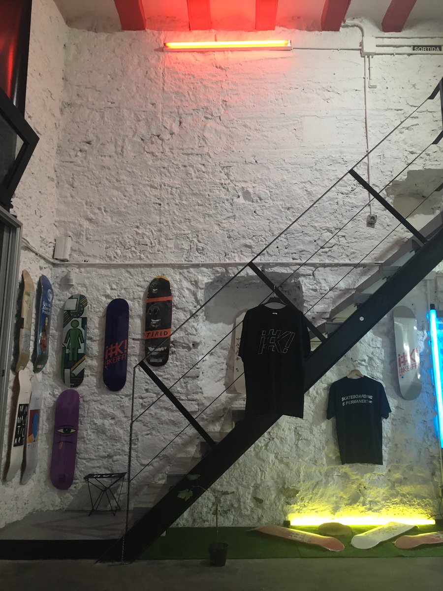 _bluebuilder's tweet image. Skateboarding is permanent with keiffbrand.com next generation skate brand, in #Barcelona