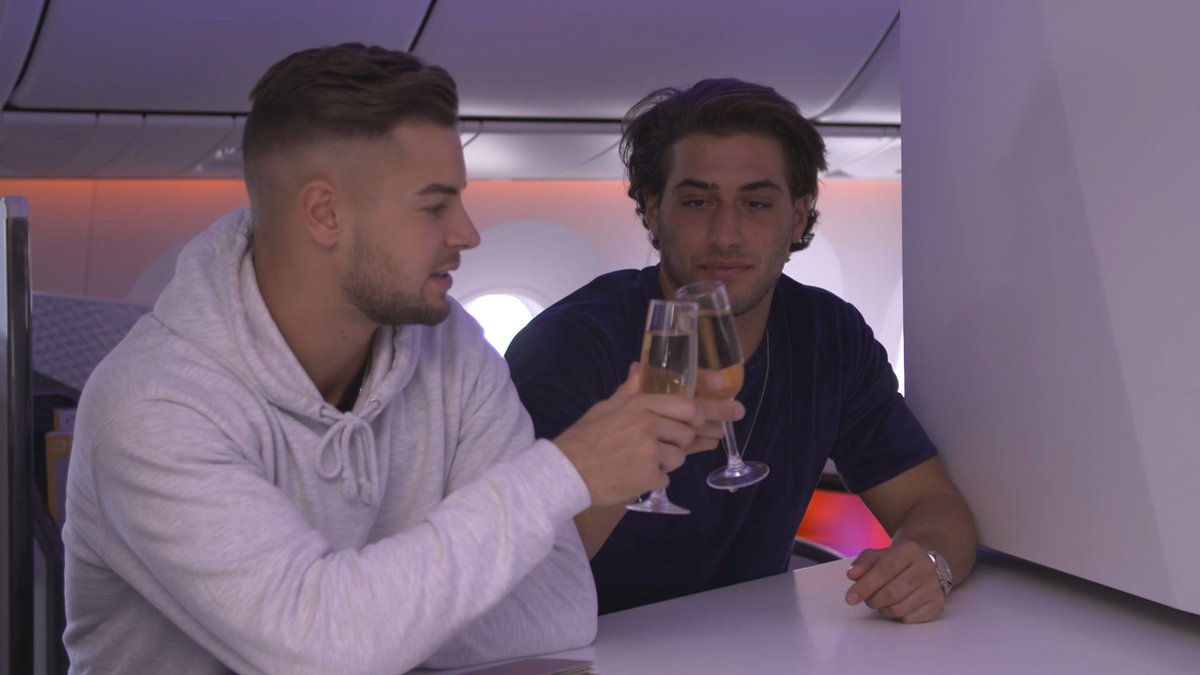 RAISE A GLASS. We're celebrating! 🍾
When you don't choose the rap life, the rap life chooses you, and you hit No 1 on iTunes #ChrisAndKemTo1