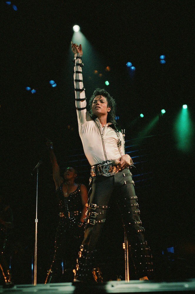 MICHAEL JACKSON tweet media