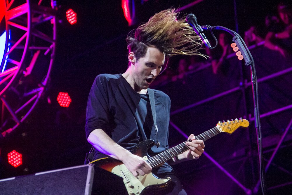 Happy Birthday Josh Klinghoffer!!! Rock that hair of yours!        