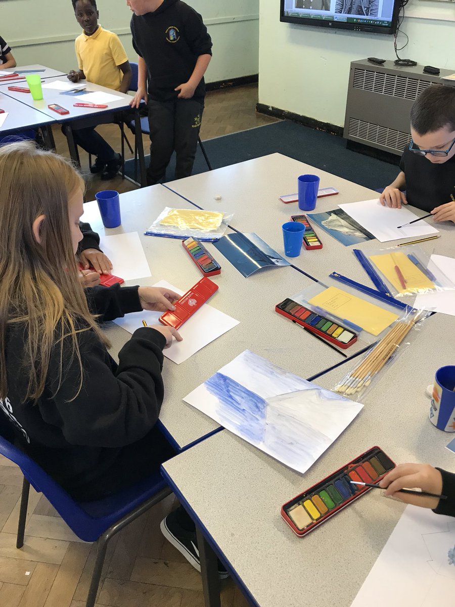 portmeadp's tweet photo. The beginning of some wonderful art work from Y6 🖌🐧 #pmdpy6 #pmdpart https://t.co/z57MDe3Z4O