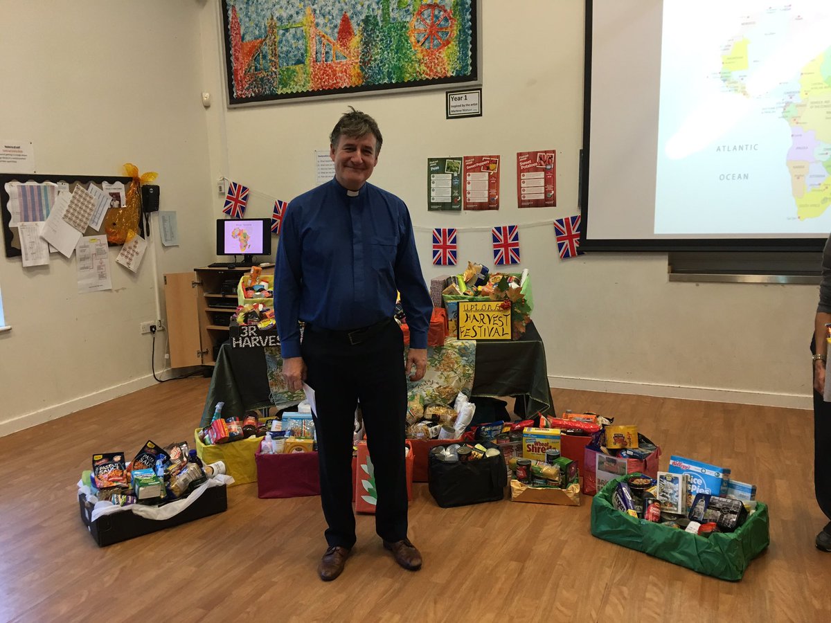 Zoeo18's tweet photo. @UptonPrimary Rev Trev said we are a very generous community . Look @ all the food we supplied for Harvest Festival#foodbank#goodtogive👍 https://t.co/A103g7pv0H