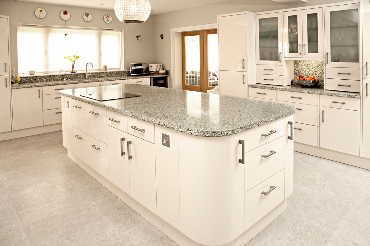 ZolidServices's tweet photo. How about adding that exquisite finish to your #kitchen with a bespoke #worktop from #Stone #Marble #Quartz #Granite #Corian #blkcountryhour https://t.co/8N9YXhwsFE