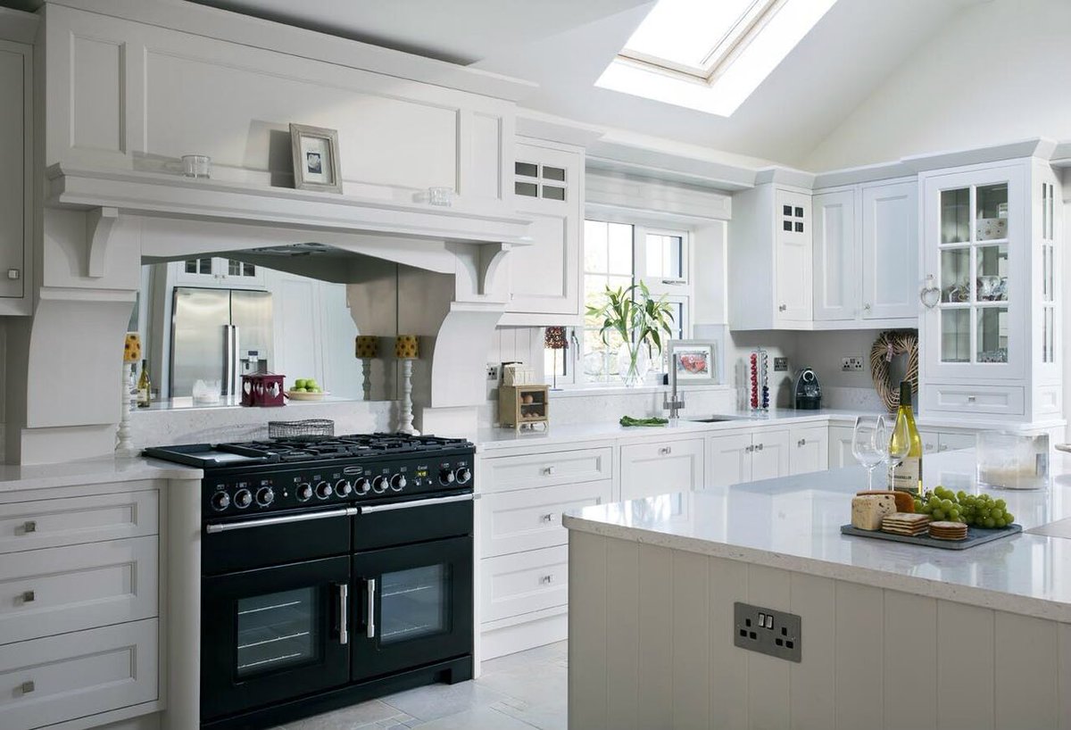 ZolidServices's tweet photo. How about adding that exquisite finish to your #kitchen with a bespoke #worktop from #Stone #Marble #Quartz #Granite #Corian #blkcountryhour https://t.co/8N9YXhwsFE