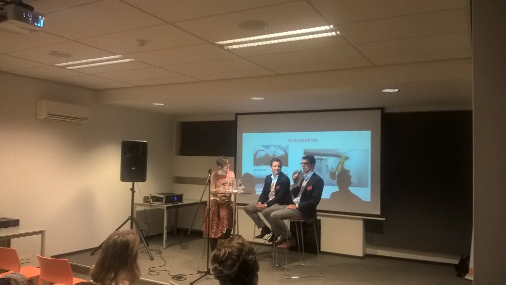 VOKA_EDeBruyker's tweet photo. Met 125 @Jong_Voka bij Ceratec &amp; de  Steenbakkerijen van Ploegsteert! Panelgesprek onder moderatie van @joke_verbeke https://t.co/mg3o9kX72x