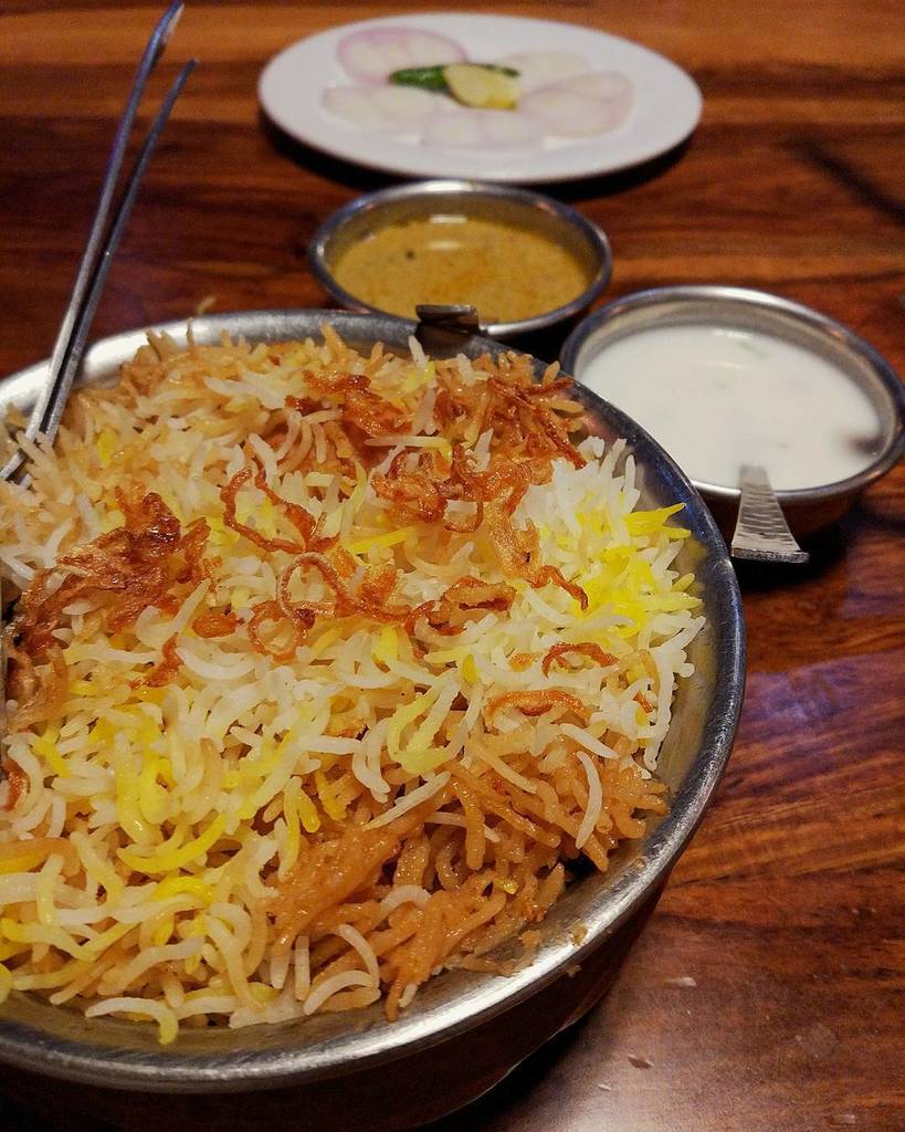 HungryHooman's tweet photo. Biryani Nights!!! -

#hungryhooman #biryani #biryaniblues #foodie #biryanilove #biryanilover #foodporn #food #biry… https://t.co/B3pgi3aIna https://t.co/i3ZDeWQQc0