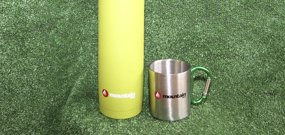 ClubGr10's tweet photo. #Montañismo Termo y taza de acero inoxidable #MountainPRO https://t.co/4e6BEU97VC https://t.co/D9tUR2Zsfl