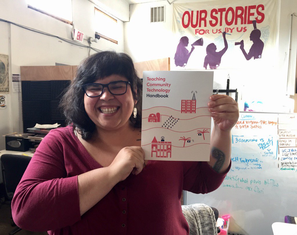 #graceleetaughtme how to teach others #gigabitdetroit @mothercyborg