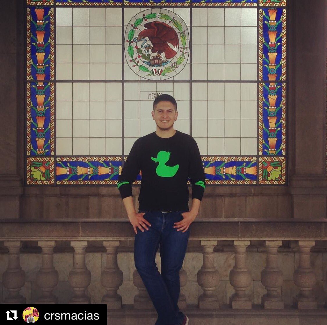 risopusmx's tweet photo. #Repost @crsmacias
・・・
Tourist 🐄 .
.
.
#cdmx #castillodechapultepec #adictosalaciudad #regio https://t.co/ZBriFWKjbE