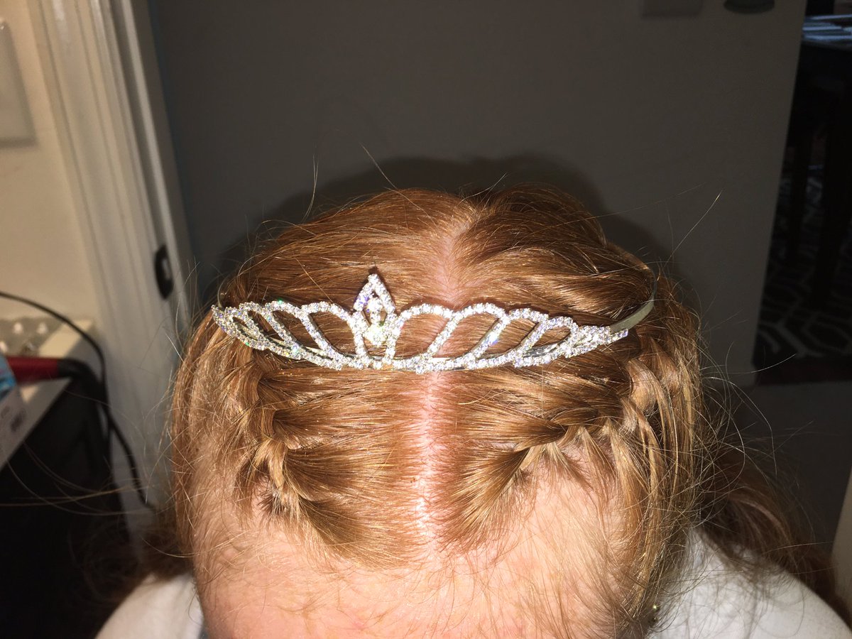 MatysonF's tweet image. Such beautiful hair!!❤️