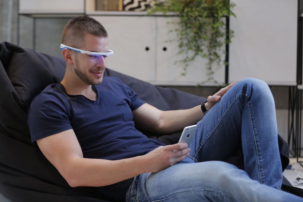 Energy boost is always welcome! AYO'S 20 minute Energy program will give you a real burst of energy when you need it!