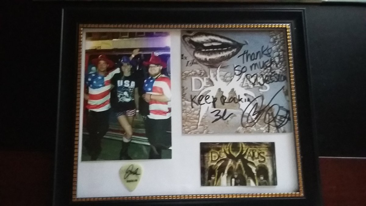 localmusicplay's tweet photo. @DematusBand  @KelimiAuctions Finally got this framed. Thanks for the great music! https://t.co/8k7WTiVNZm