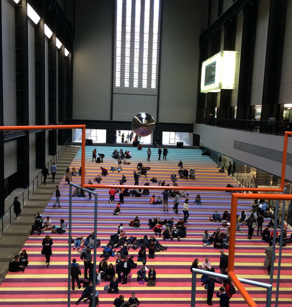 Lunch in the <a href="/Tate/">Tate</a> with the new interactive installation ✨ #art #colour