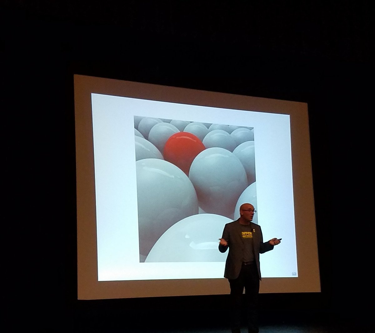 JaimeABart's tweet photo. Finding the courage to find my 1 thing @jmattmiller #tlap #ditchbook #techlikeapirate https://t.co/03H8ntyMgO
