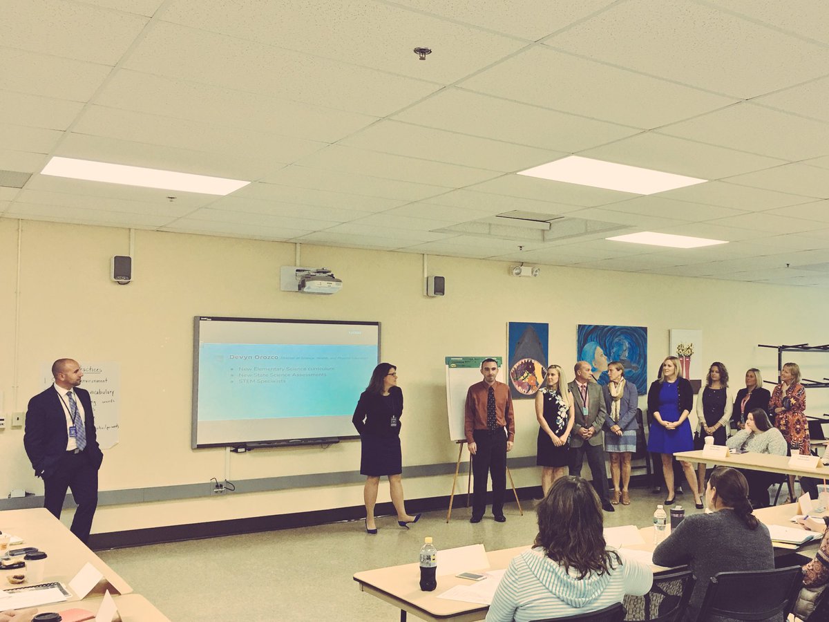 DrGeorge_MU's tweet photo. The @MTPSpride administrative team discuss curricular initiatives at #MTPSPride Parent Information Committee @picchairk12 #Ty4yourSupport https://t.co/TYEtlpjWGw