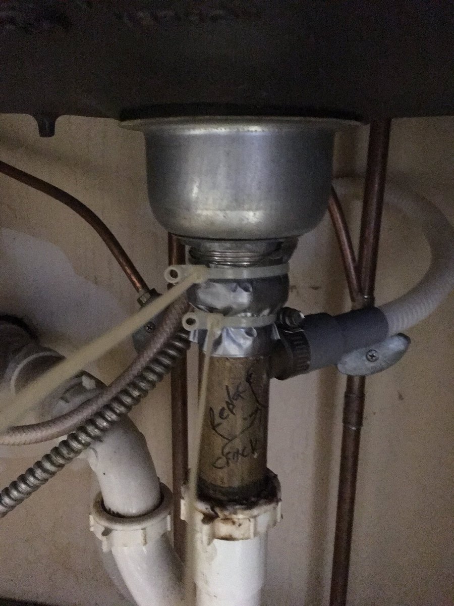 MaryHamill2's tweet photo. Leaky pipe? Tie wraps & duct tape #imarriedanengineer https://t.co/MUVMjgUlQe
