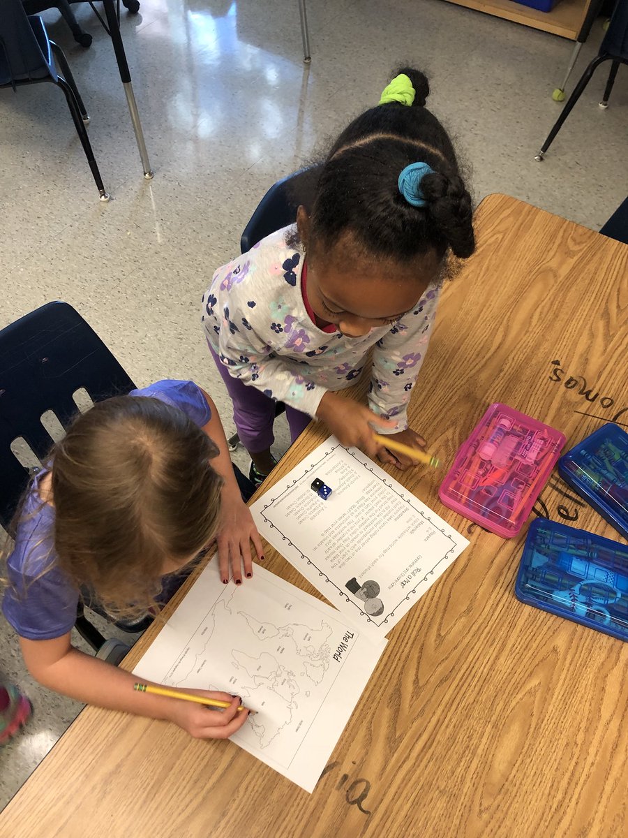 BethCrawley's tweet photo. Continents and Oceans Partner Fun
Super Job of Cooperation and Review Kiddos!
@FreyFlames 
#bestschoolinthenation https://t.co/bzPejObRXZ