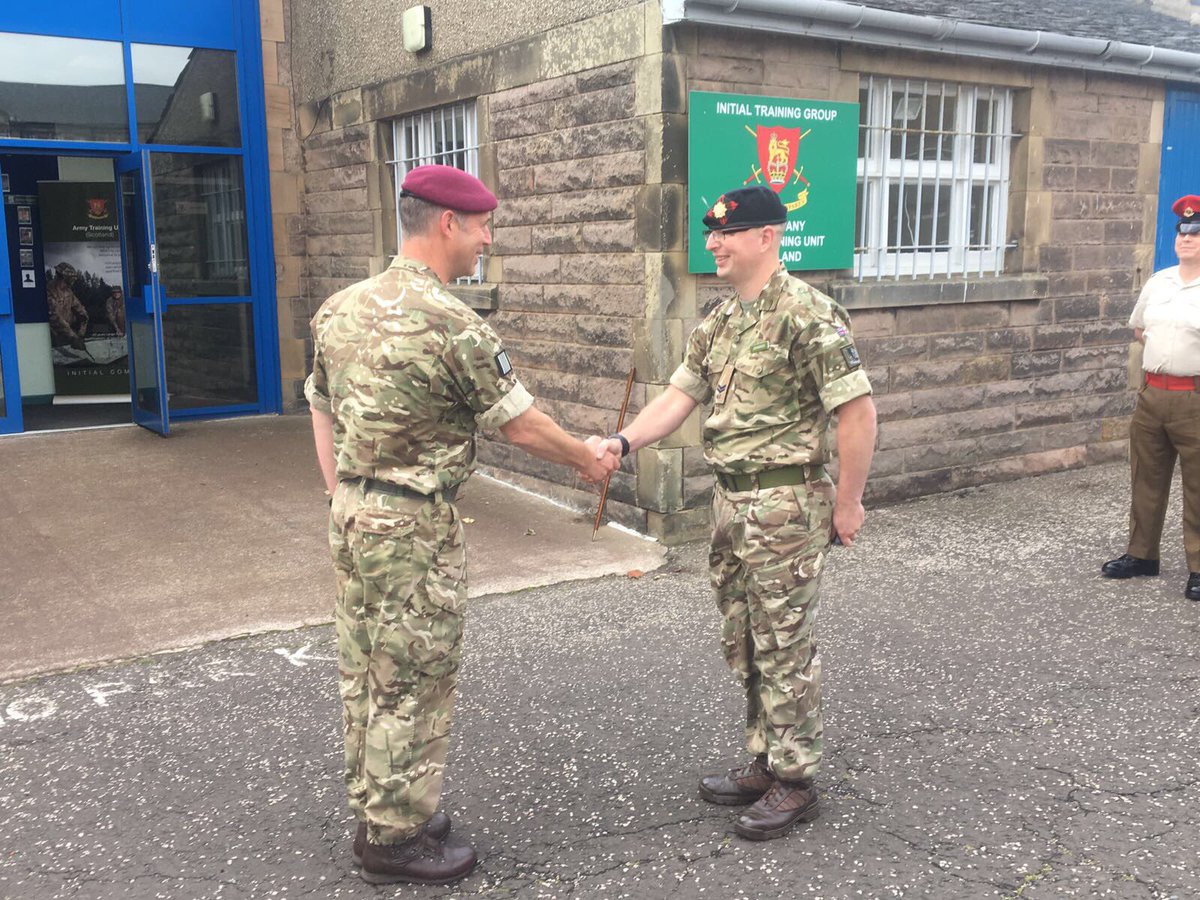 Congratulations to Cpl Jennings on winning a @ComdITG coin recently. <a href="/154ScottishRegt/">154 (Scottish) Regt</a> #InspirationalInstructor #InstructByExample