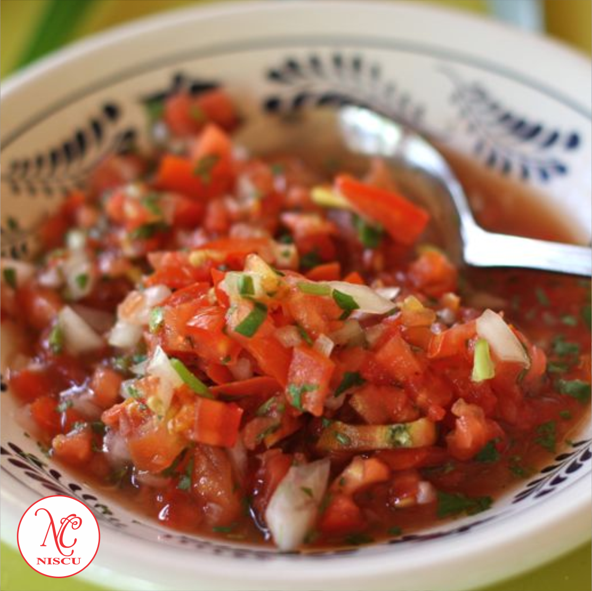 cual_estuplan's tweet photo. Acompaña tus nachos #niscu con esta deliciosa salsa.
Receta completa: https://t.co/549tkiGgM6 … https://t.co/RtBcx7uBJH Vía @niscu_sas  4