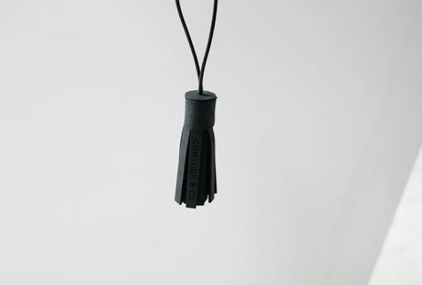 contour_co's tweet photo. Leather Tassels! https://t.co/LJahVggNdh #Accessories #fashion #Etsy #Toronto #design #madeincanada https://t.co/FHwePZe6cA