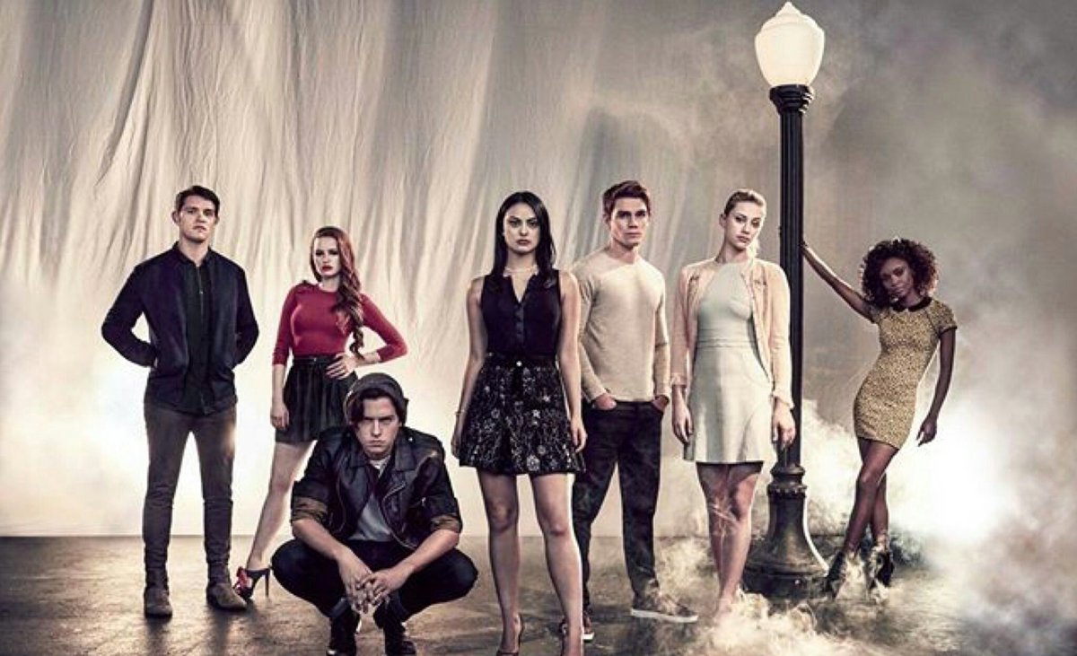 xCheryl_Blossom's tweet photo. #family #tinercijug #ellikrşjug https://t.co/Y7CFijkfW6
