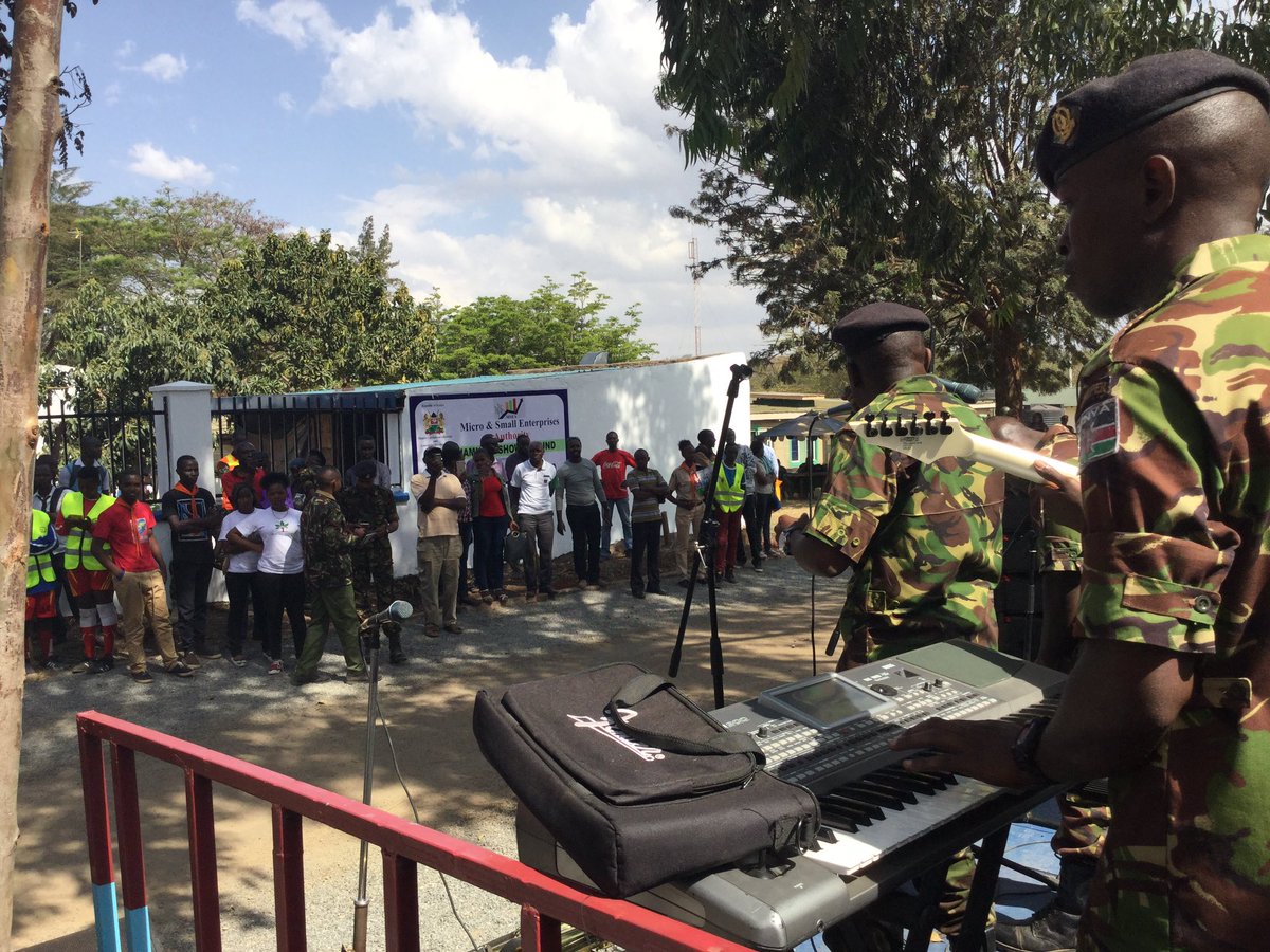 kdfinfo's tweet photo. #MaroonCommandos representing the Langata-based  7th Battalion #KenyaRifles welcoming visitors to the #KDFStandAtNITF. #TukutaneShow #NITF https://t.co/QBN4lWtSFw