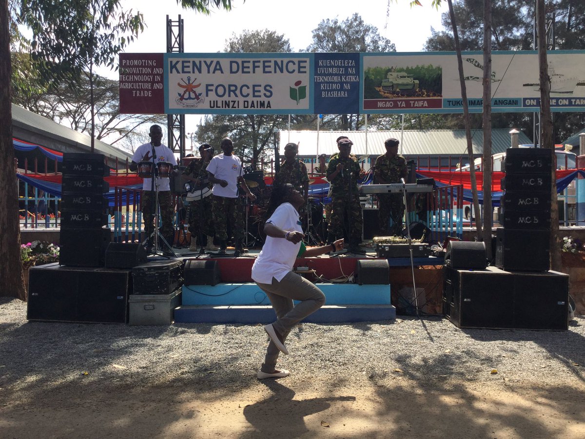 kdfinfo's tweet photo. #MaroonCommandos representing the Langata-based  7th Battalion #KenyaRifles welcoming visitors to the #KDFStandAtNITF. #TukutaneShow #NITF https://t.co/QBN4lWtSFw