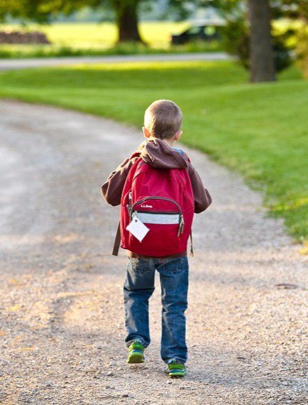 Outdoor_Child's tweet photo. Tomorrow is #WalktoSchoolDay! Active school transportation makes a difference. Learn more at https://t.co/uIwnSNaVYj https://t.co/kEve0NYGVq