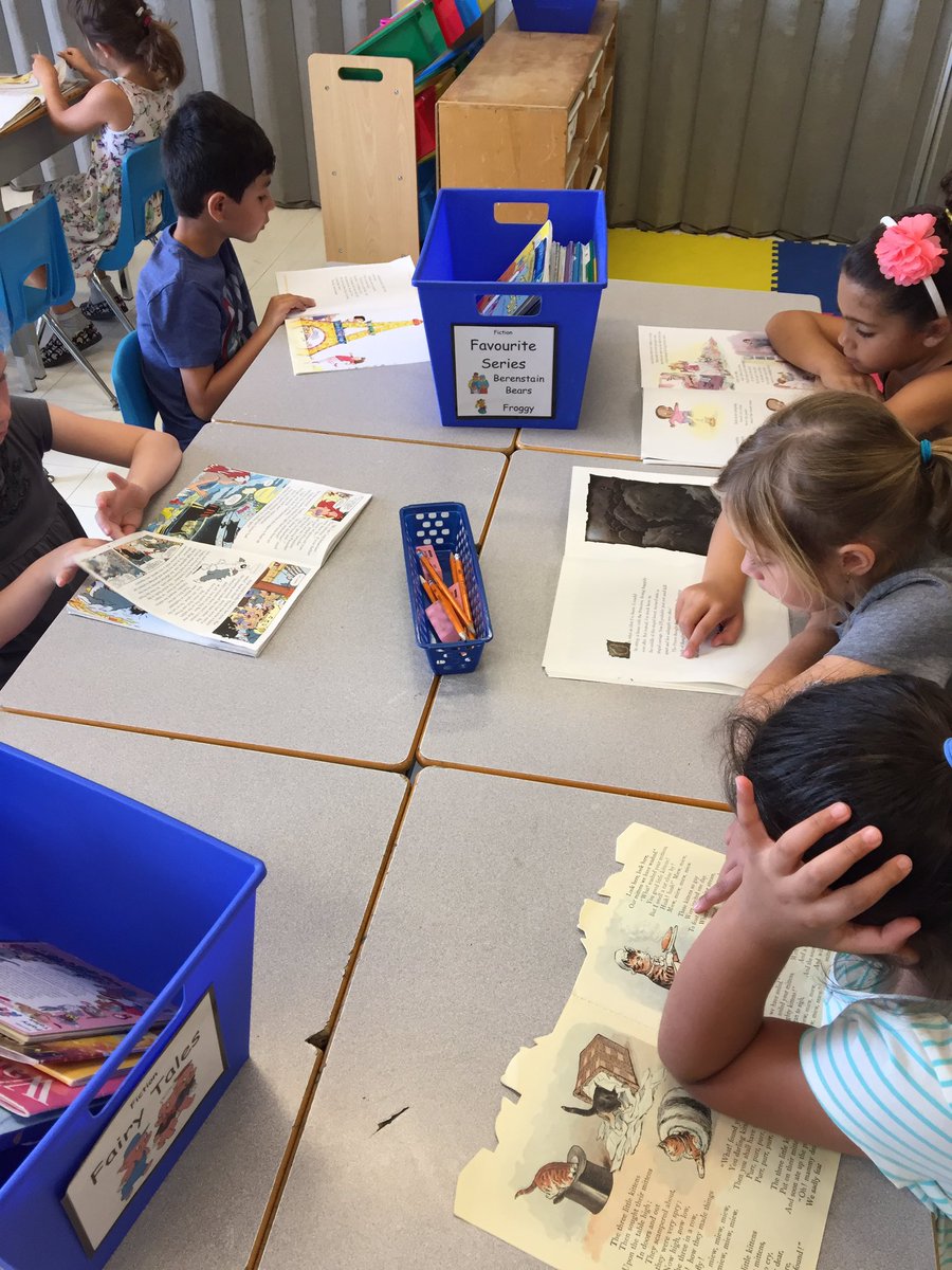 mrskellylittle's tweet photo. We are learning to explore books and read independently! We can read the pictures, words or retell a familiar story. #readingtent https://t.co/l3HptVkWuD