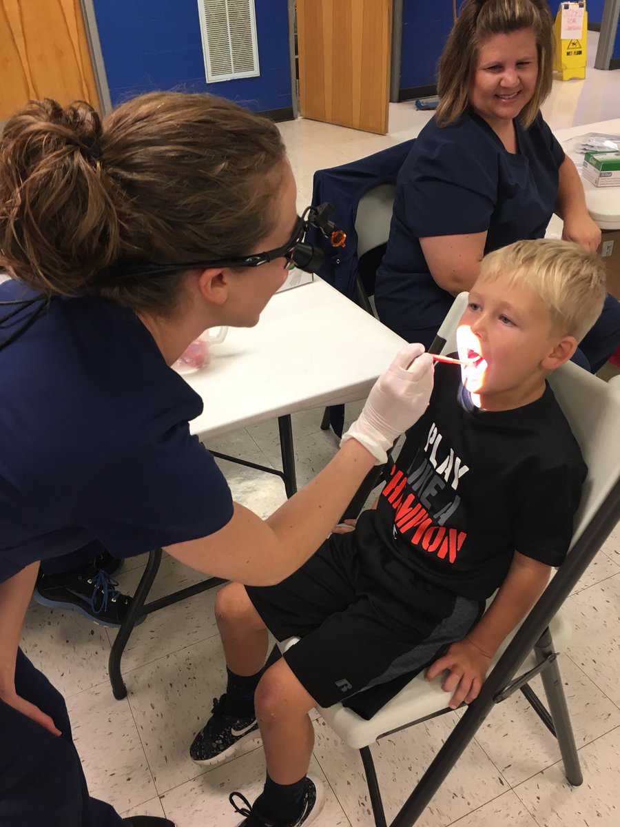 GrowBryan's tweet photo. Fluoride treatments today at NEN. Thank you Dr. Fallon Stiens and staff for your time and patience this morning. #CleanSmiles @NENbluejays https://t.co/WFRvgfIVcv