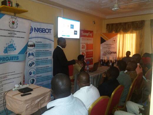 Swag_Pay's tweet photo. Présentation de #nasbot et #swagpay par M. Rouamba. #lwili https://t.co/3qUwDAmecf