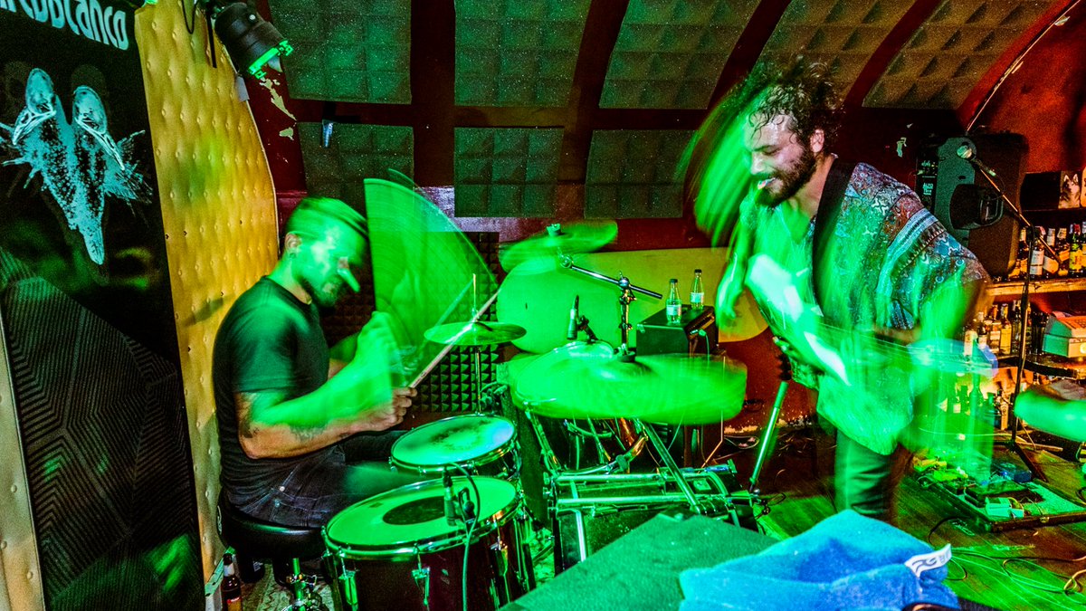 GRACIAS @ElPerroMadrid Y A TODOS LOS QUE FUERON!!! La presentación de #fuegonaranja FUE UNA FIESTA!! 😱😱☠️ SEGUIMOS!!!