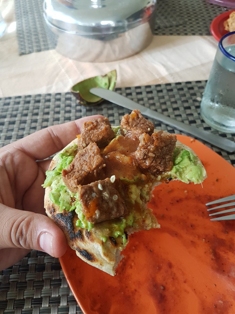 wdiscua's tweet photo. #loadedtortilla estilo #sivar #contodow https://t.co/a74JgG50Am