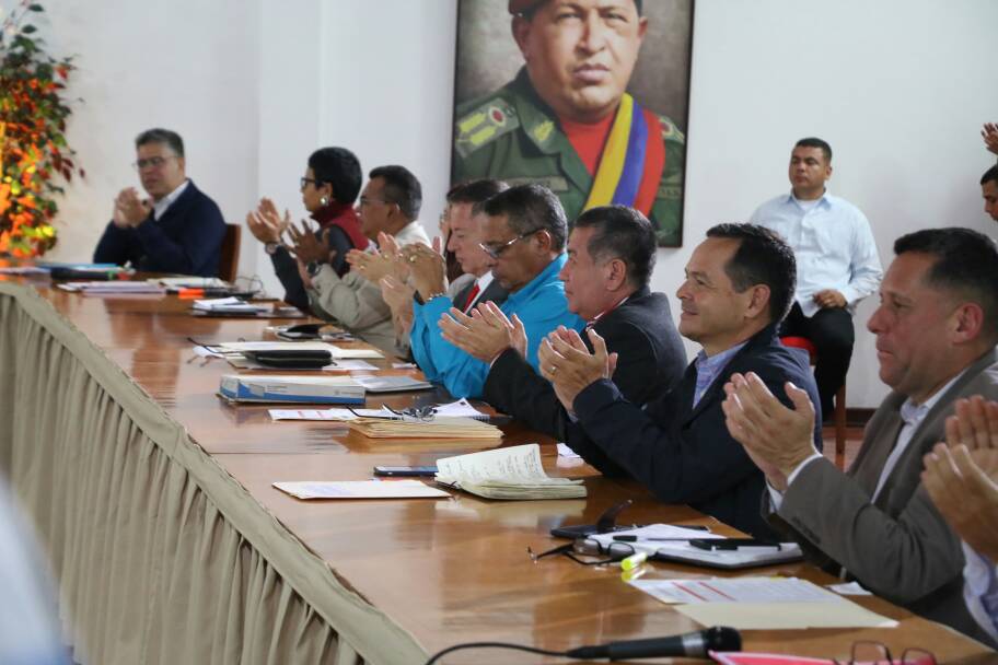 Nuestro Pdte <a href="/NicolasMaduro/">Nicolás Maduro</a> aprobó recursos y el pago a trabajadores de la Alcaldía de San Cristóbal #VielmaGarantizaPaz