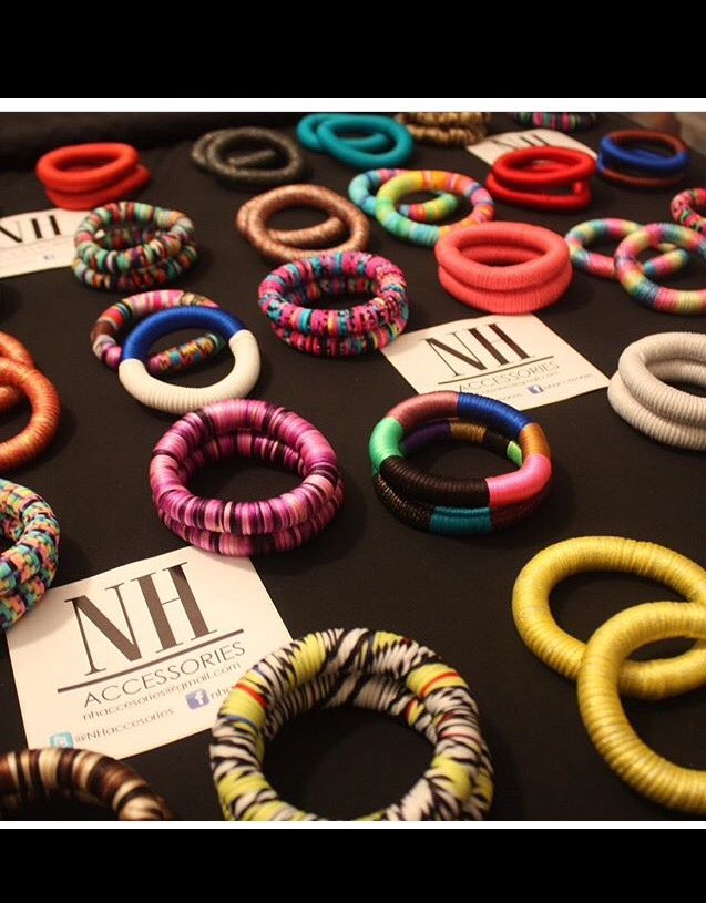 NHaccesories's tweet photo. Moda, estilo, colores, talento nacional, todo en un #NHaccessories contando los días para #Feriavideña #FeriaVideñaplus #Feriavideña2017 🇻🇪 https://t.co/0YdHCE7Mgd