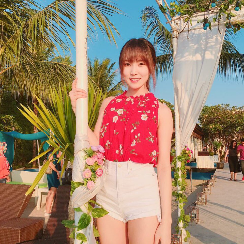 yuju_brasil's tweet photo. {YujuDay}
Parabéns para o raio de sol mais precioso para os Buddies.  #Happy1004YujuDay https://t.co/CM4qDRX1eS