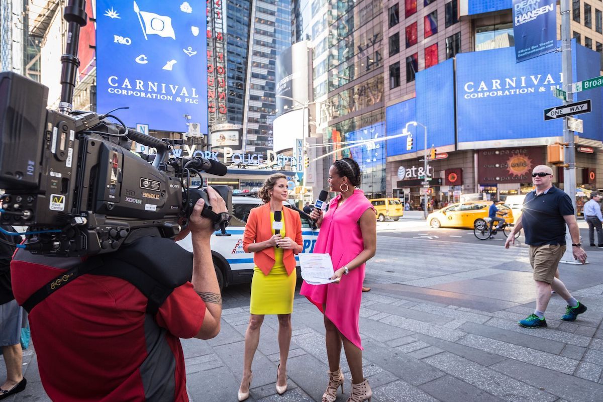 CarnivalCorpLtd's tweet photo. VIDEO | ICYMI watch the #OceanView and #PlayOcean launch event in #TimesSquare with @AndreaFeczko and @AnjiCorley. https://t.co/aMRFaiPHos https://t.co/nb0vDW6v92