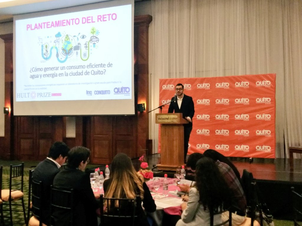 ConquitoUIO's tweet photo. El planteamiento del reto:¿Cómo generar un consumo eficiente de agua y energía en la ciudad de #Quito? #QuitoColabora #EficienciaEnergetica https://t.co/SnGEKqMmww