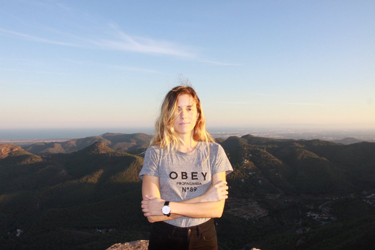 Plateselector's tweet photo. Ángela Barceló, apasionada de la moda; es la CEO de la marca de relojes y accesorios veganos @VOLPSHOP.
https://t.co/XFbWfItKP3 https://t.co/CbzBffjVKg