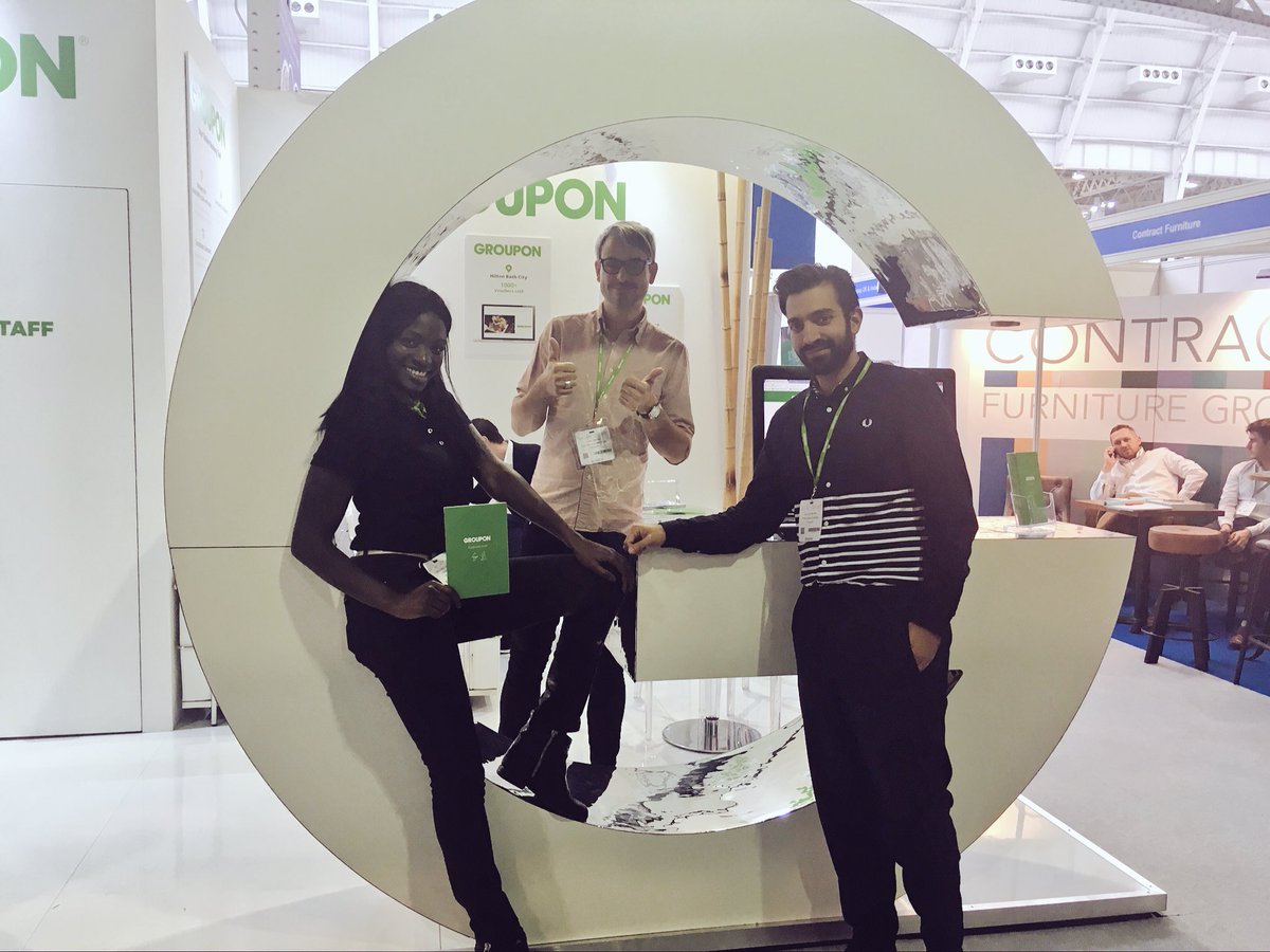 RestaurantShow's tweet photo. Groupon are making life less boring over at Stand GJ49 with their massive, shiny βGβ #makelifelessboring #TRS2017 @Groupon_UK https://t.co/rRLXchvtzn