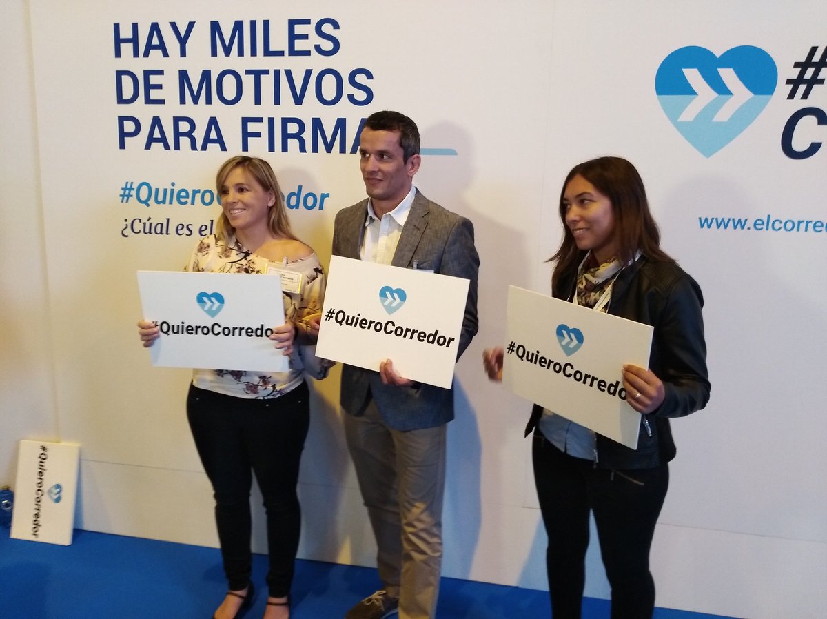 Corredor_Med's tweet photo. Más deportistas del @ProyectoFER, @sugoi66 @lauragomezjudo y @momehe, con el Corredor Mediterráneo. #QuieroCorredor https://t.co/lpHYIqmYQE