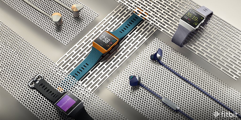 Fitbit_DE's tweet photo. Fitness. Musik. Resultate. Deine Partner für Fitness & Gesundheit stehen jetzt für dich bereit. #NewFromFitbit https://t.co/taSSD1YDZC