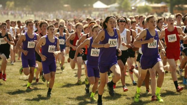 MSHeartland_'s tweet photo. Naperville Twilight Boys Invitational preview. Downers North is ready! https://t.co/9QmWvDjwj5 #nntwilight17 https://t.co/r7e27UwTkG