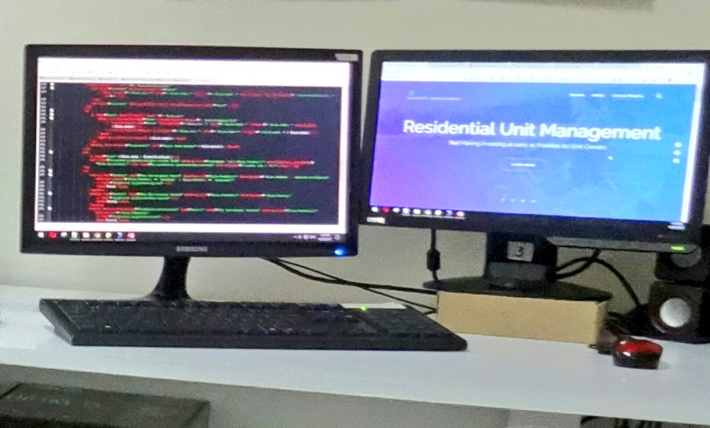 avantdesignsph's tweet photo. Have to turn on both monitors while doing #webdevelopment else one is enough. Too much radiation hurts.
#programming
#programming_time https://t.co/xda6ihh4ox