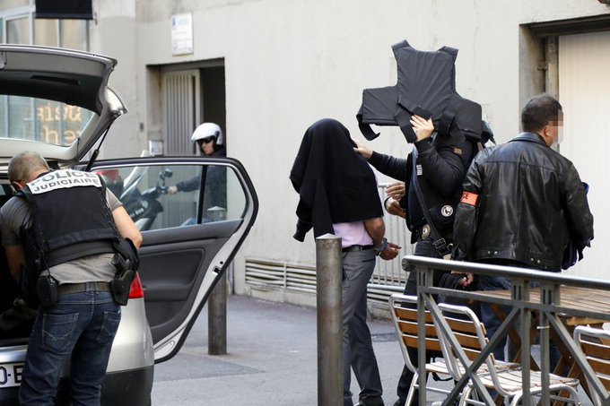 Voir l'image sur Twitter Voir l'image sur Twitter